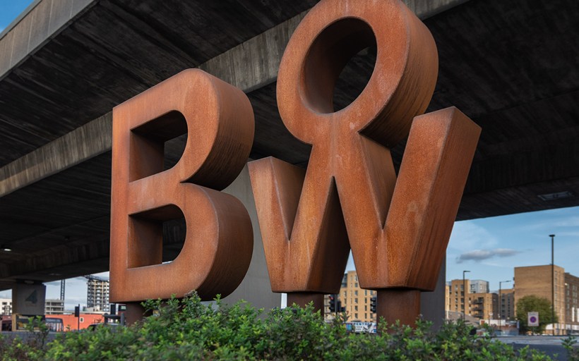 Bow E3 Flyover Planters