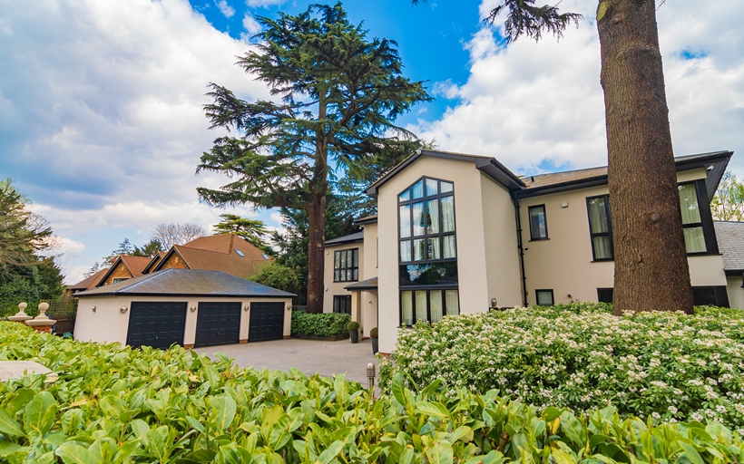 Exclusive Buxton Manor, Kemnal Road, Chislehurst BR7