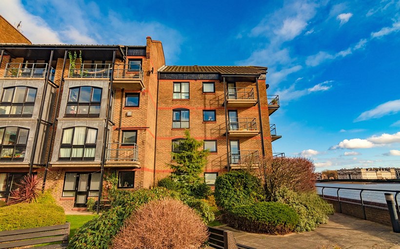 Felstead Wharf development of apartments and houses on the Isle of Dogs E14