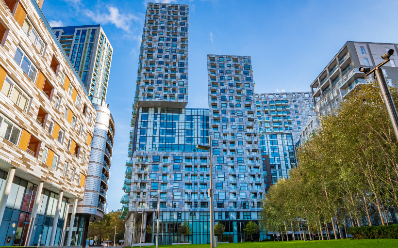 The Lincoln Plaza development is on the doorstep of everything Canary Wharf offers.