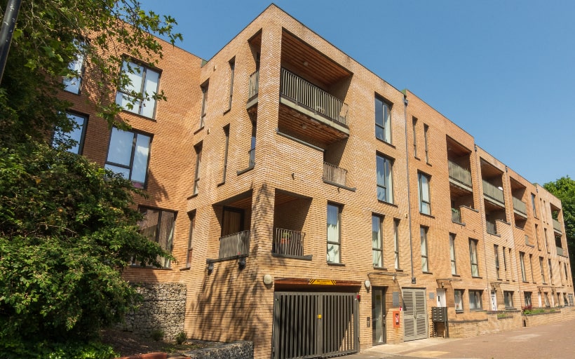 Oscar Court development of apartments and houses in Rotherhithe SE16