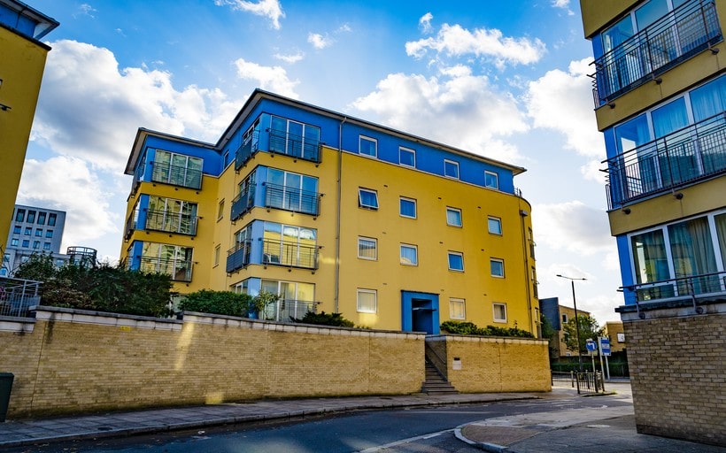 Premiere Place development of apartments in Canary Wharf