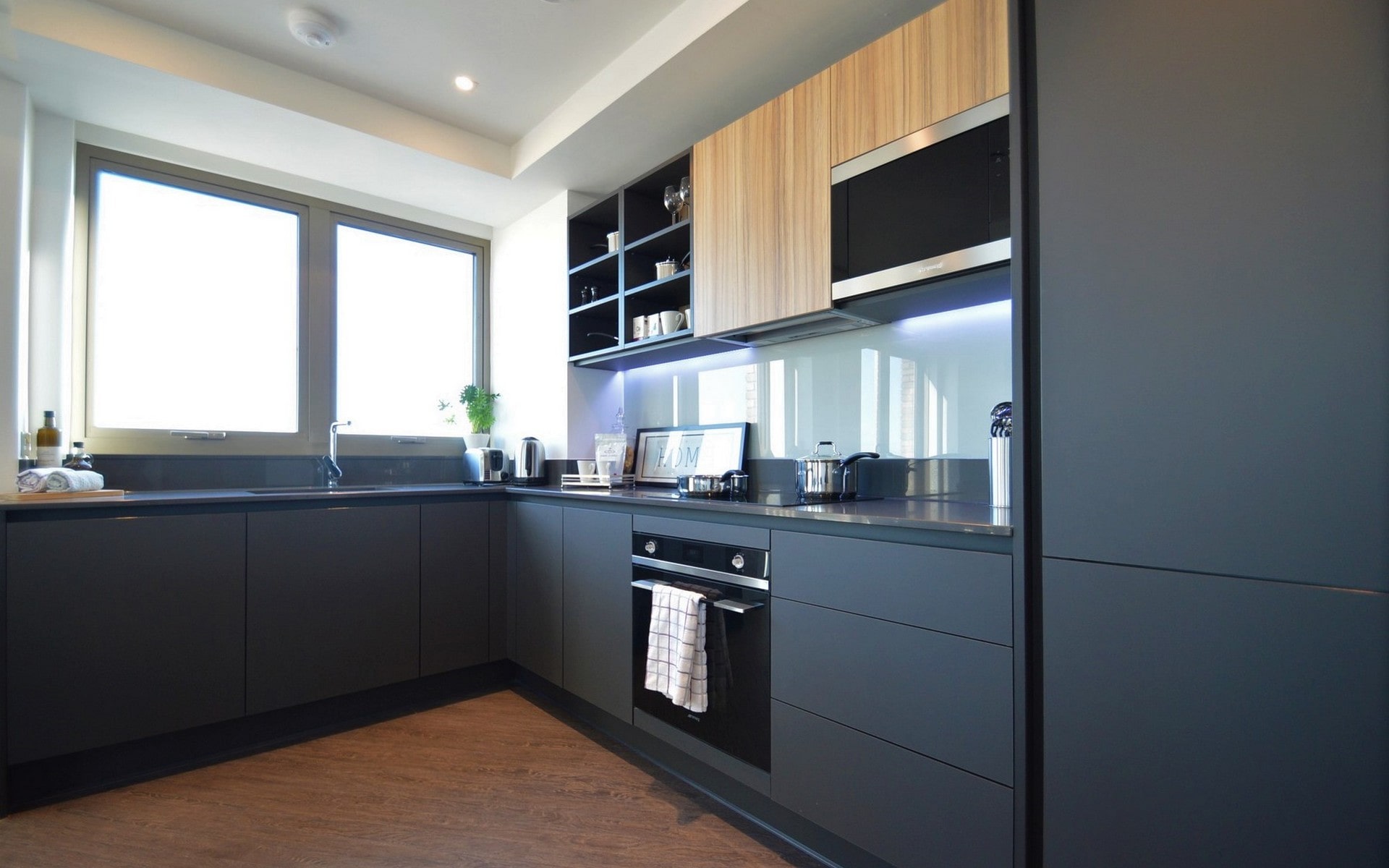 Example of a Kitchen at Mount Anvil's Royal Docks West