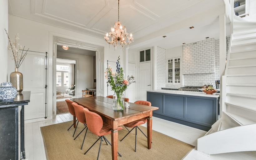A kitchen-dining room prepared for a buyer's viewing