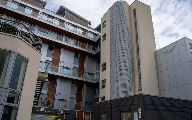 External image of Victoria Wharf E2